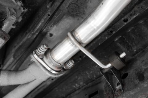 03-24 Toyota 4Runner 11-16 Toyota Land Cruiser Prado Armor Pro T304 Stainless Steel 2.5 Inch Cat-Back High Clearance Turn Down Single Rear Exit MBRP Exhaust System