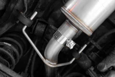 03-24 Toyota 4Runner 11-16 Toyota Land Cruiser Prado Armor Pro T304 Stainless Steel 2.5 Inch Cat-Back High Clearance Turn Down Single Rear Exit MBRP Exhaust System