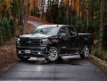 3.0 inch Cat-Back 2.5 inch Dual Split Rear Quad Carbon Fiber Tips 4.0 inch OD Dual Out 19-up Silverado/Sierra 1500 MBRP